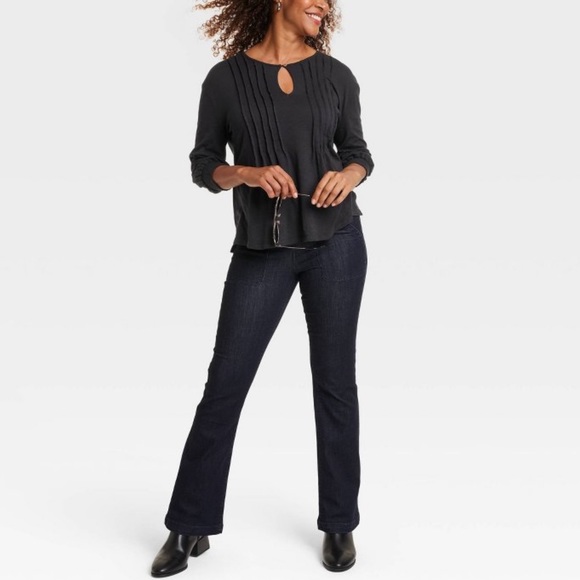 Knox Rose Women's Pintuck 3/4 Sleeve Shirt - Picture 4 of 6